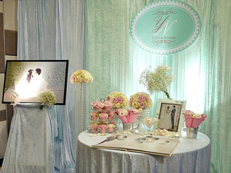 Wedding arrangements